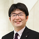 原山 高輝 氏